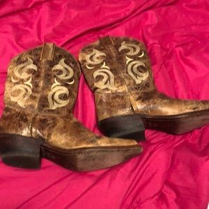 Justin boots, hand sewed designed